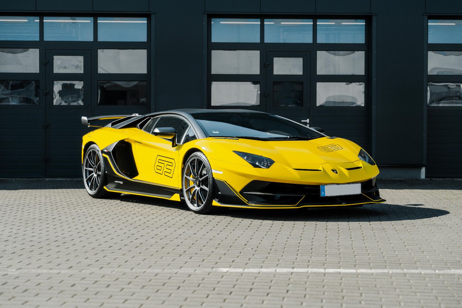 Fahrzeugabbildung Lamborghini Aventador SVJ*Traumauto*63er Design*NEUZUSTAND