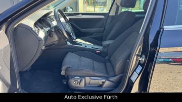 Volkswagen Passat Variant - 8