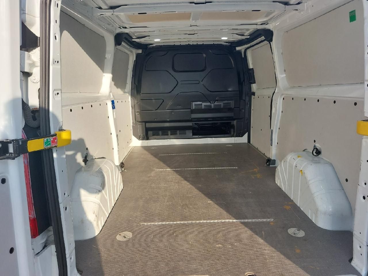 Fahrzeugabbildung Ford Transit Custom, L2 Kamera, DAB, Navi, Garantie