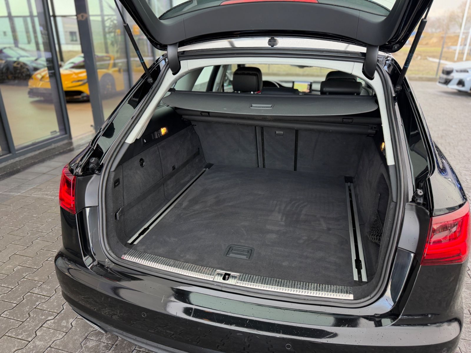 A6 Avant 2.0 TDI ultra S Tronic Navi Leder