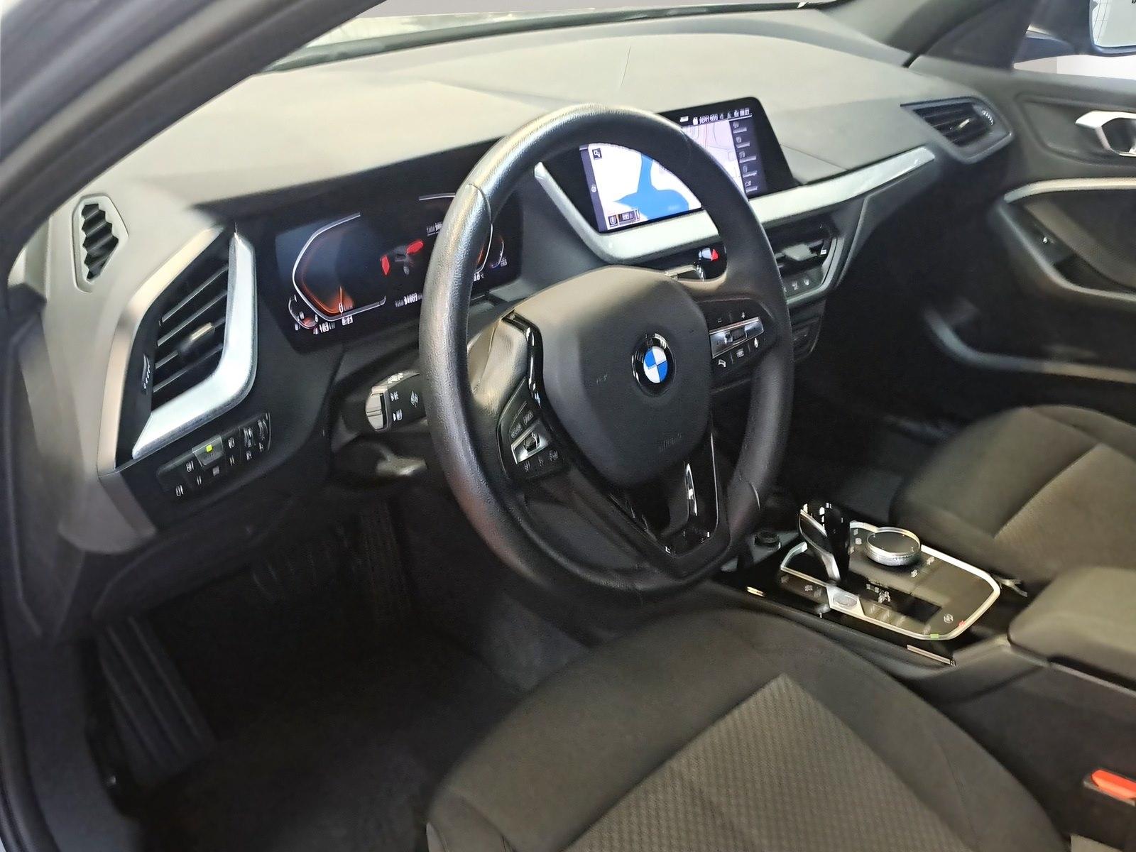 BMW 118i LiveCockpitProf PDC LED Sitzheizung