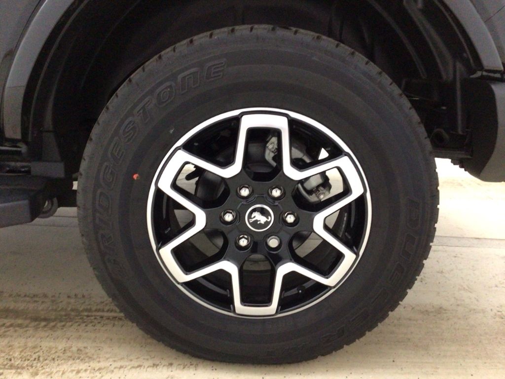 Fahrzeugabbildung Ford Bronco TG1 Outer Banks 4x4 2.7 EcoBoost EU6d