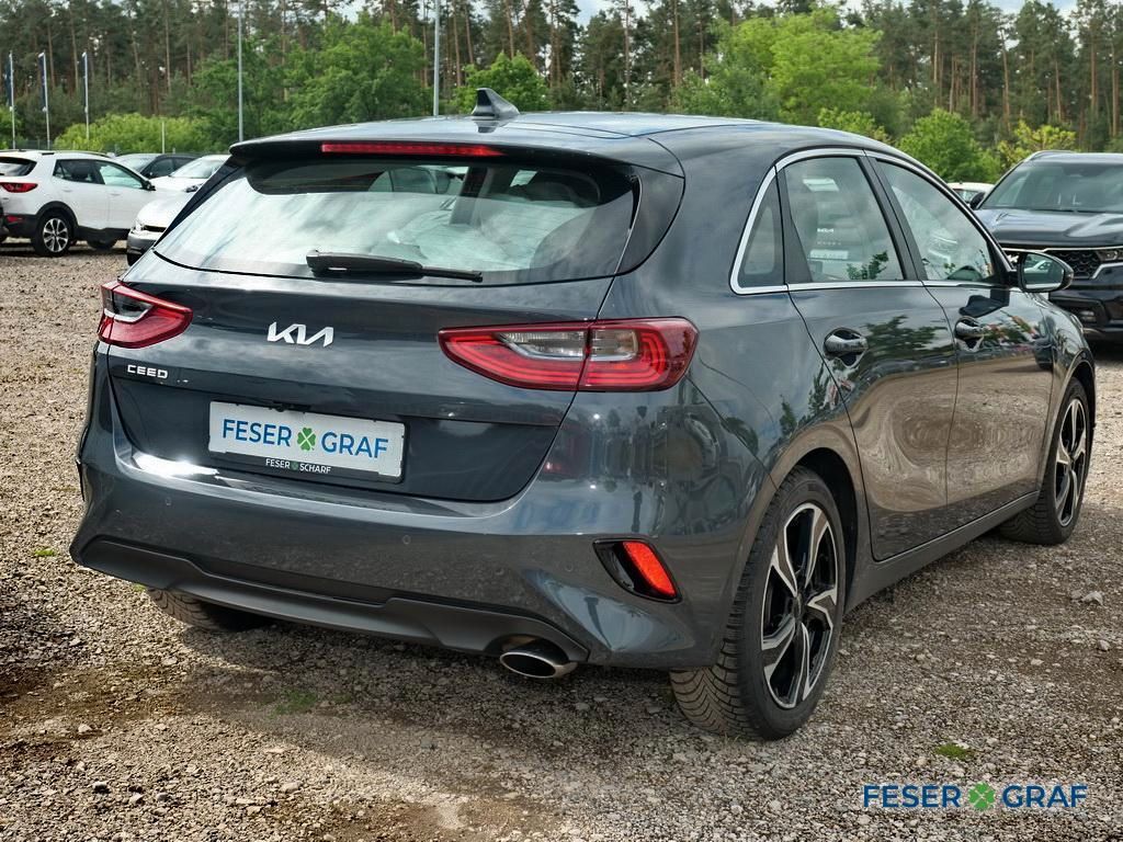 Kia Ceed 1.5T DCT7 SPIRIT TECHNIK LED 8-fach-bereift imagem 2
