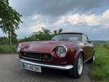 Fiat 124 Spider - rote Fiat 124 Spider