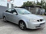 Chevrolet Nubira 1.6 CDX *KLIMA*KAMERA*ALUFELGEN*PDC* - Chevrolet aus 2004