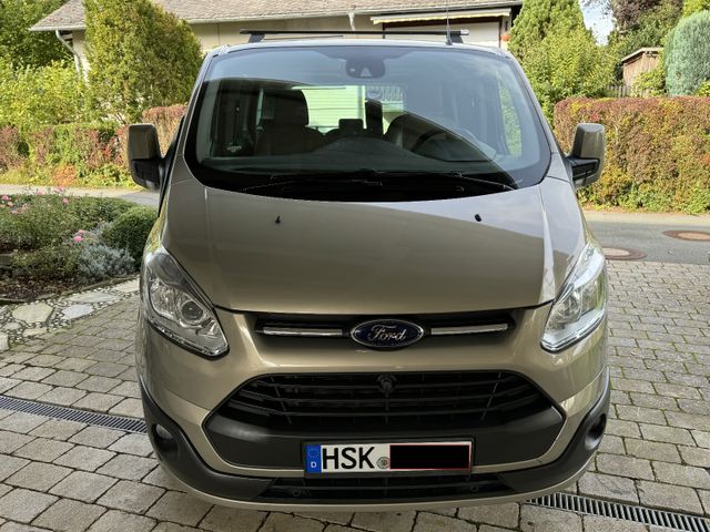 Ford Tourneo Custom Titanium  300 L1H1 2.2l TDCi