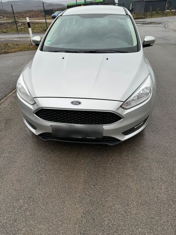 Ford Focus 1,5 TDCI Rentnerauto 1 Hand gut...