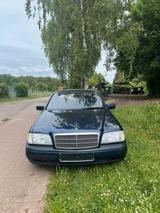 Mercedes-Benz Mercedes C220 1996bj. TÜV Neu - Mercedes-Benz C 220 mit Benzin-Antrieb