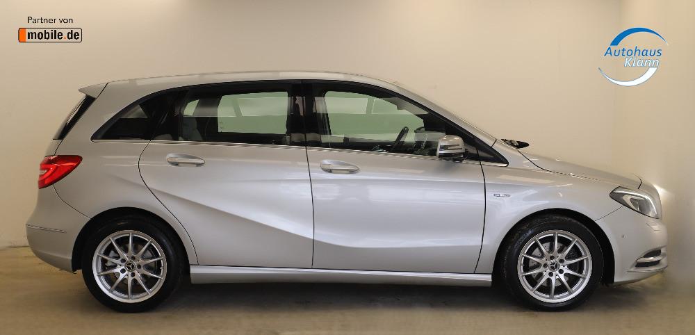 Mercedes-Benz B 200 156PS 7G Memory Leder RCAM AHK ACC