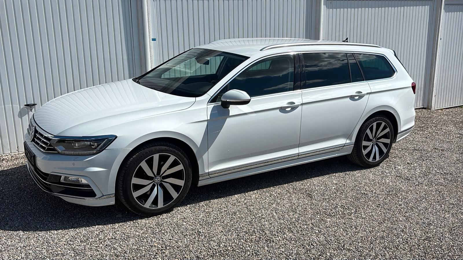Volkswagen Passat Variant R-Line Automatik Navi SHZ AHK LED
