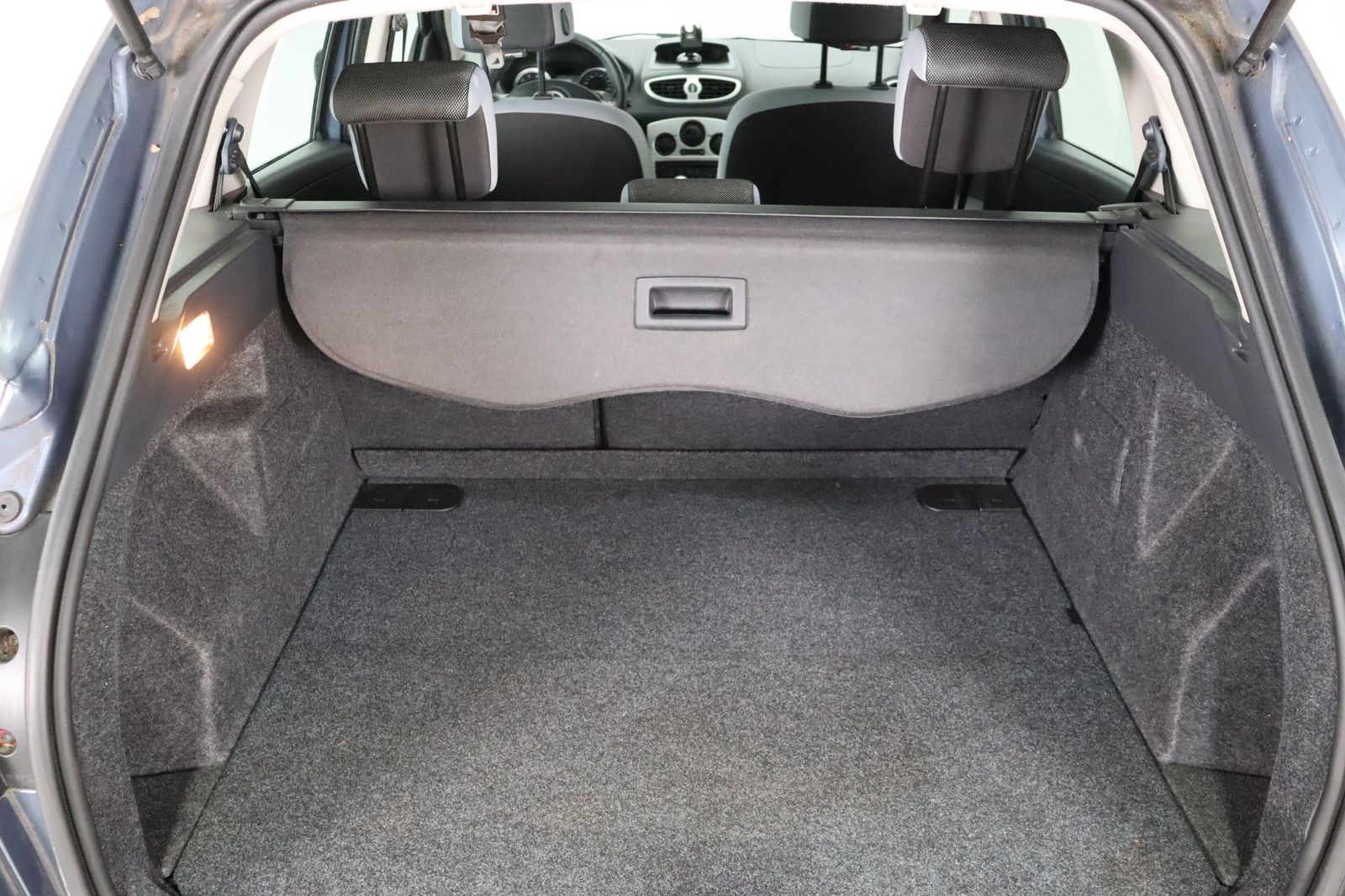 Fahrzeugabbildung Renault Clio Grandtour by Rip Curl 1.2 16V TCE