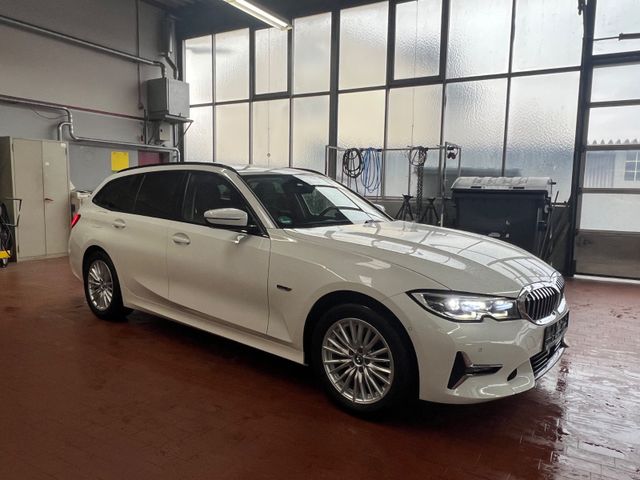 BMW 320 e Touring Luxury Line Assist+Gestik+Park+3D