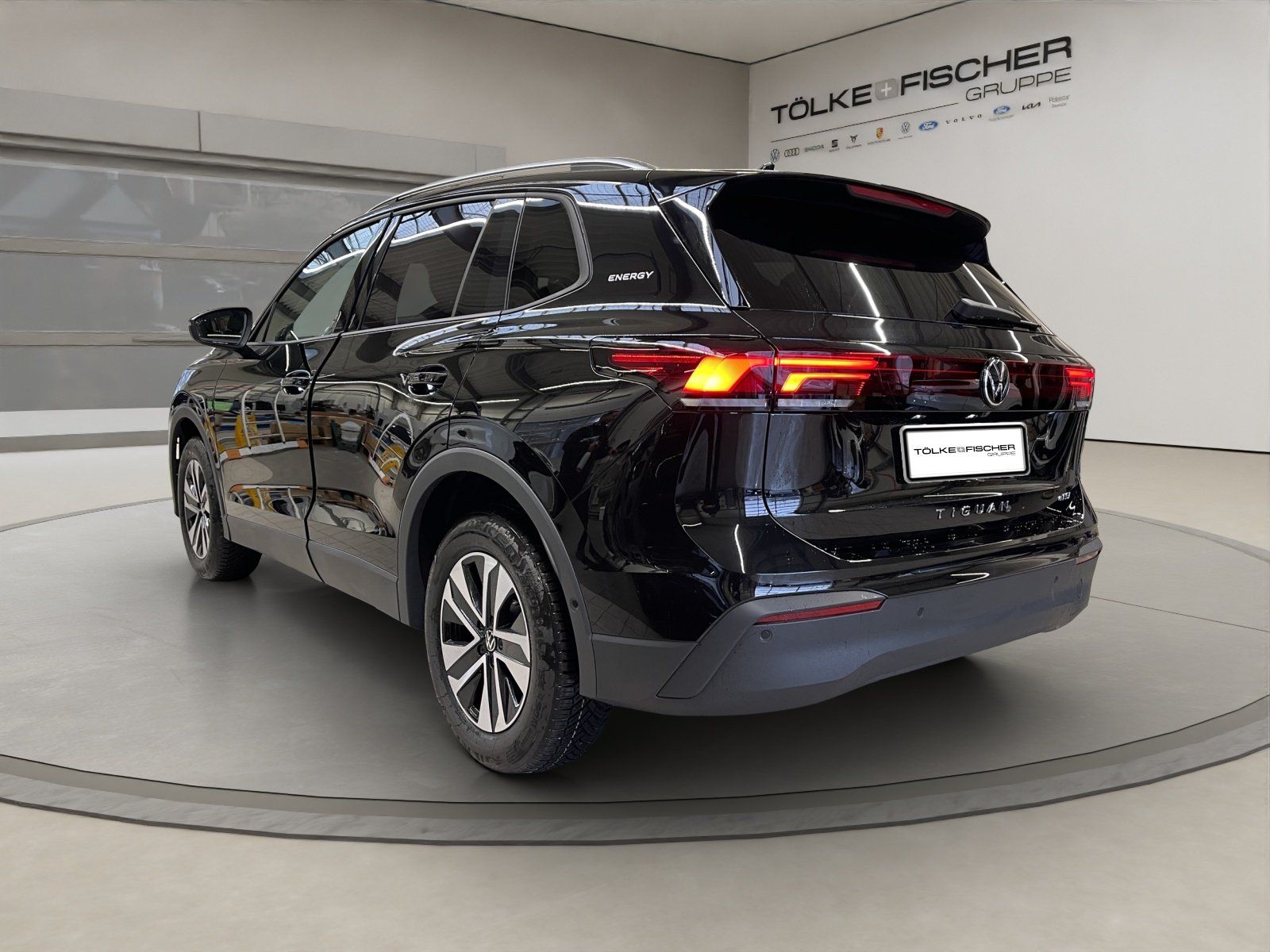 Volkswagen Tiguan ENERGY 1.5 l eTSI OPF DSG ACC AHK AUT 360 foto 4