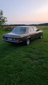 Mercedes-Benz w123 300d - Mercedes-Benz 300: D W123