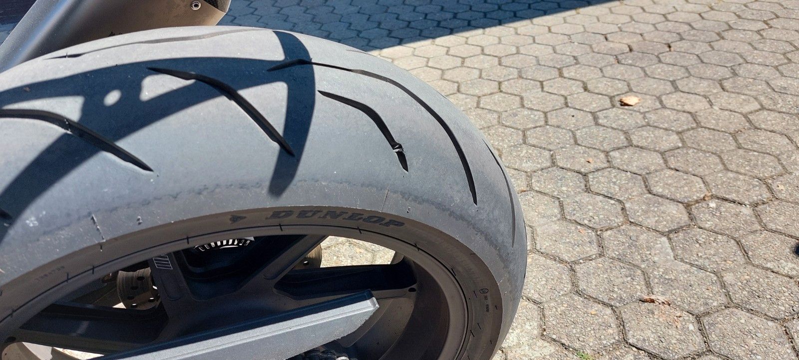 Fahrzeugabbildung BMW S 1000 R  Komfort/ Dynamik/ M-Paket 1. Hand