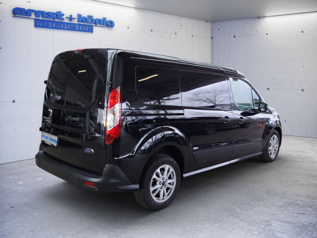 Ford — fotografia 3
