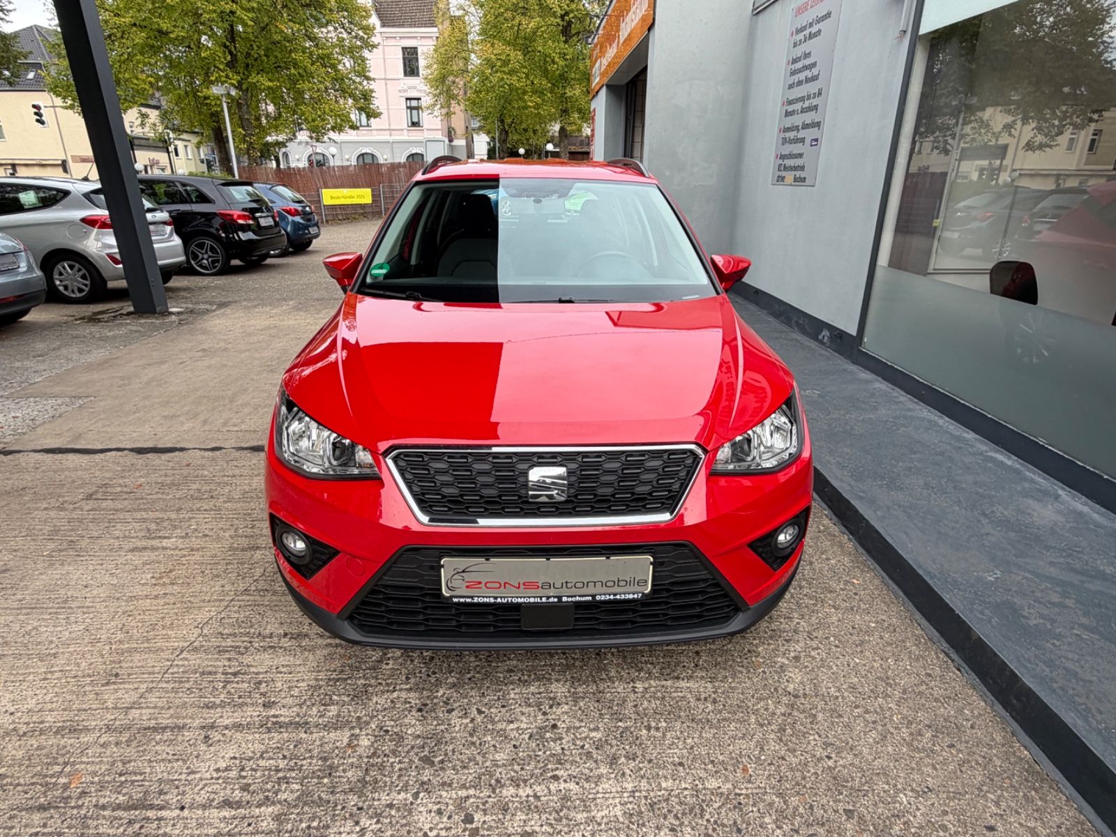 Fahrzeugabbildung SEAT Arona Style Automatik+NaviZB+1.Hand+Klima+Allw.