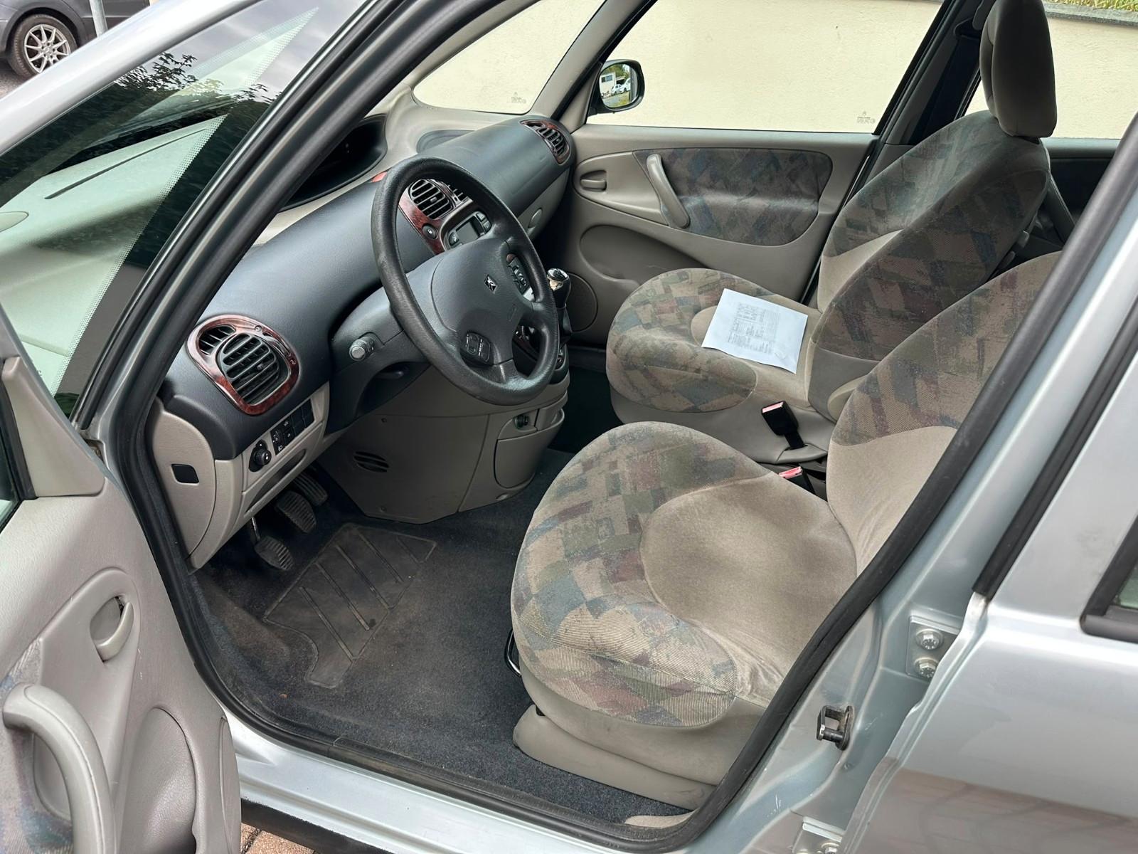 Citroën Xsara Picasso 1.8 16V SX TÜV 08/2028 AHK