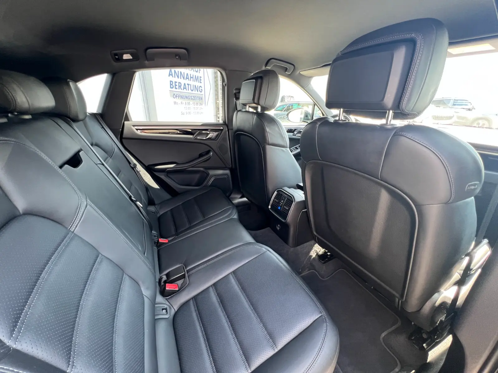Porsche Macan S DE-FZG LUFT 75L AHK 21" RS APPROVED MWST