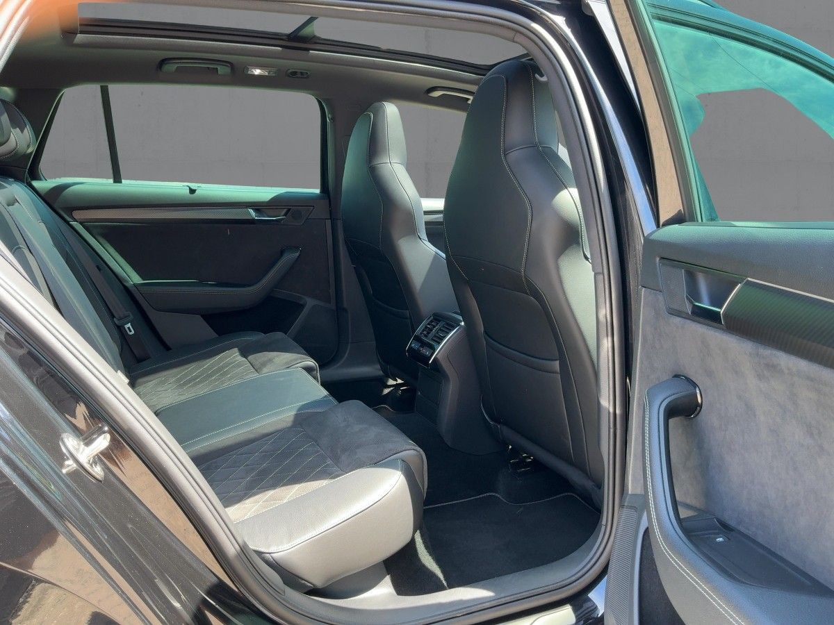Skoda Superb - Bild 13