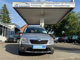 Skoda Roomster Scout"1,2 TSI 86PS"KLIMA"8 FACH BEREIFT - Skoda Roomster Scout mit Benzin-Antrieb