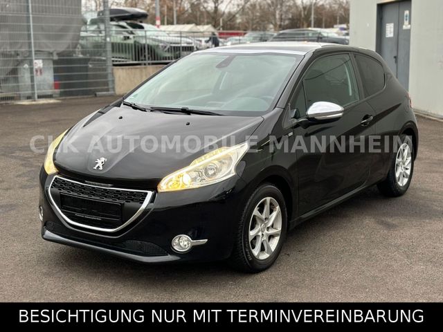 Peugeot 208 1.2 Style PANORAMA/NAVI/KLIMA/LED/PDC/2HAND