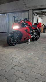 Ducati Panigale V2 - Ducati Motorräder in Frankfurt