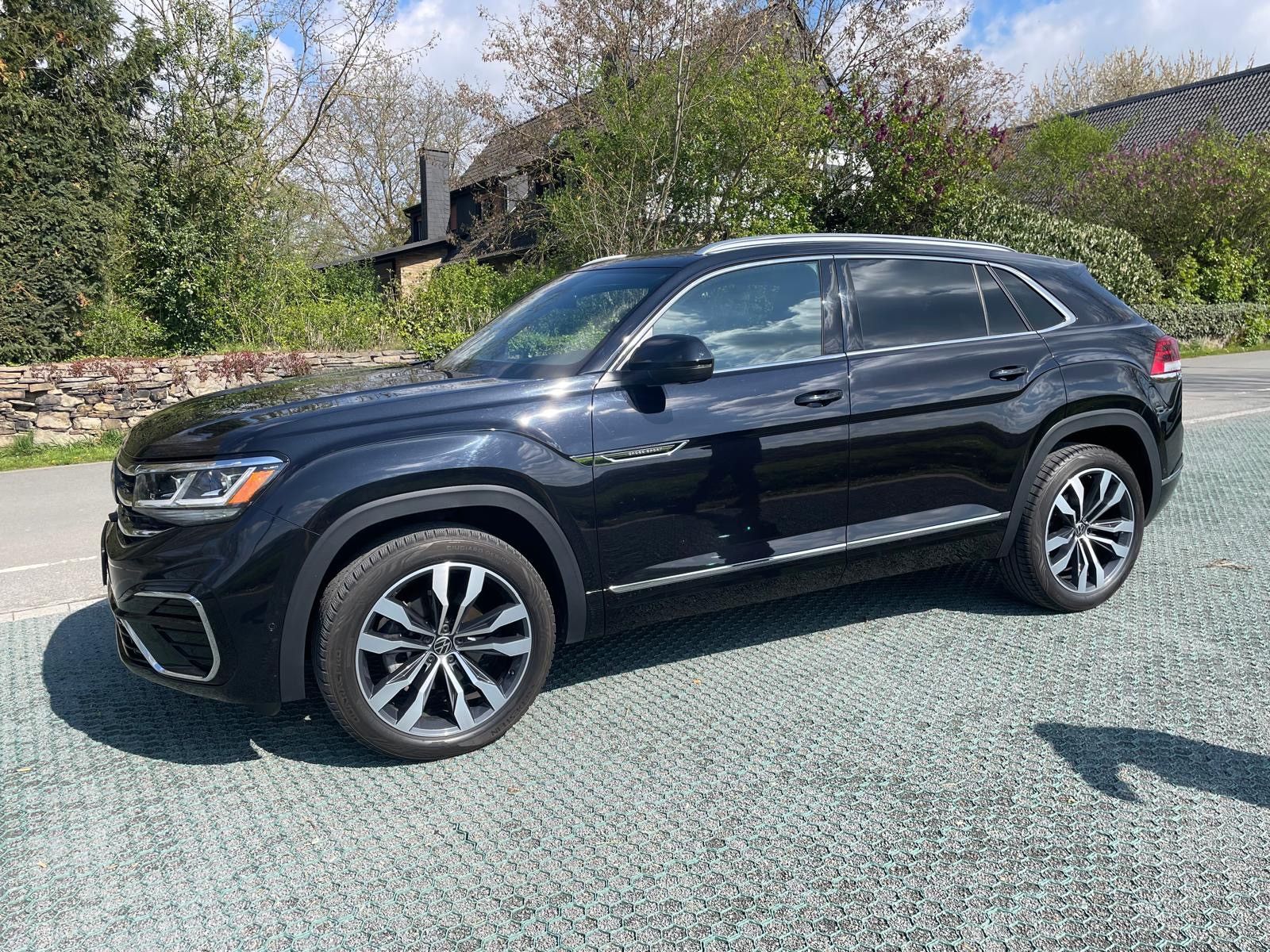 VW ATLAS 3.6 SEL PREMIUM R-LINE CS UNFALLFREI