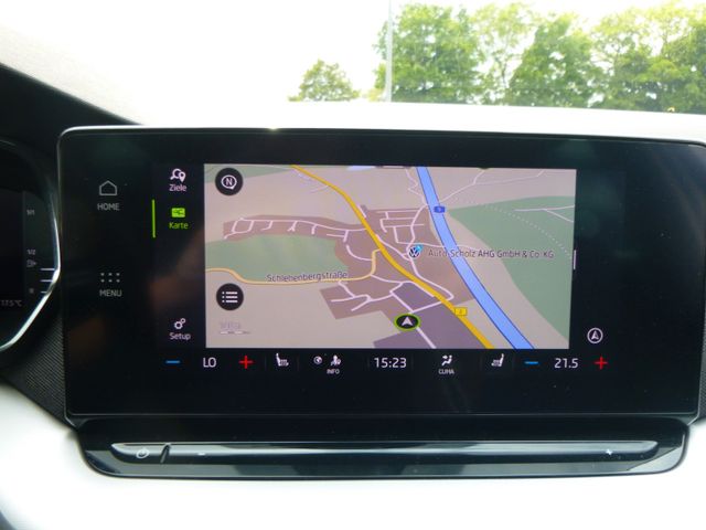 Fahrzeugabbildung Skoda Octavia 2,0 TDI DPF Kombi >AUT/AHK/NAVI/LED/SHZ<