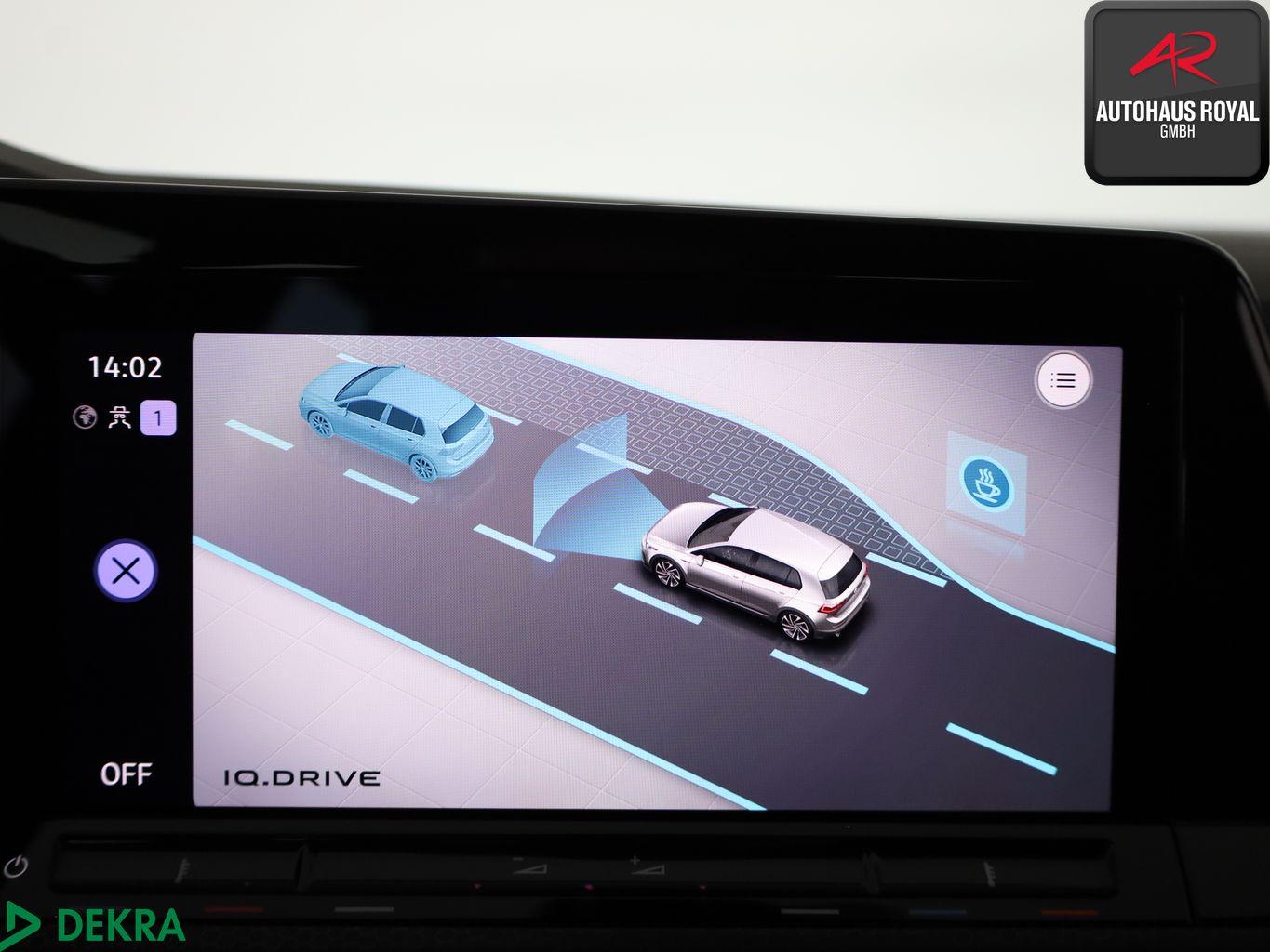 Volkswagen Golf VIII 2.0 TSI GTI CARPLAY,SPURHALTE,1.HAND, миниатюра 21
