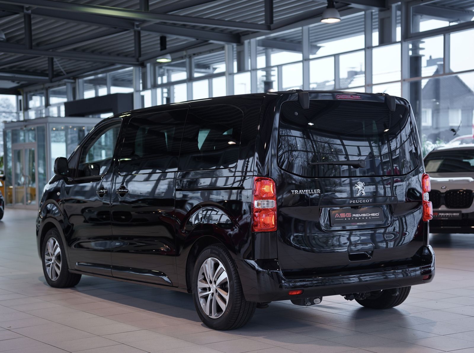 Peugeot Traveller