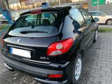 Peugeot 206+  - Peugeot 206 in Frankfurt (Main)