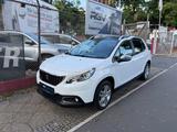 Peugeot 2008 Style*Pano*Bi-Xenon - Peugeot 2008: Style