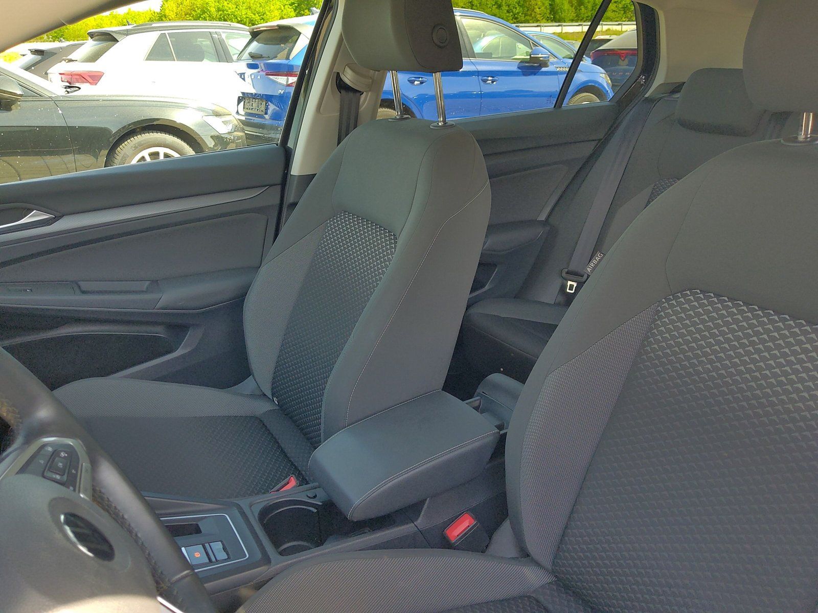Volkswagen Golf - Bild 12