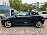 Audi A1 1.6 TDI attraction*KLIMA*SERVO*AUDIO*SHZ*PDC - Audi A1: 1.6