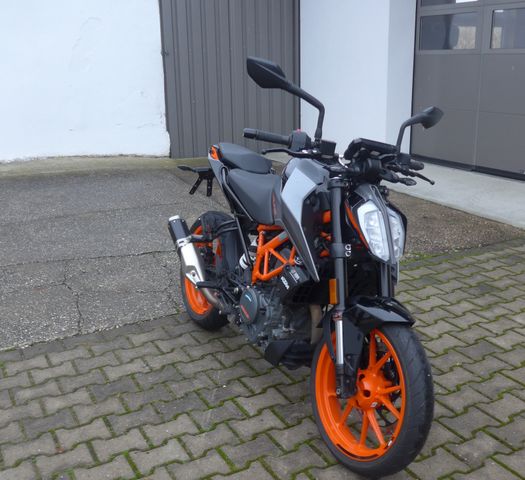 KTM 390 Duke ABS, Quickshifter+, scheckheftg.