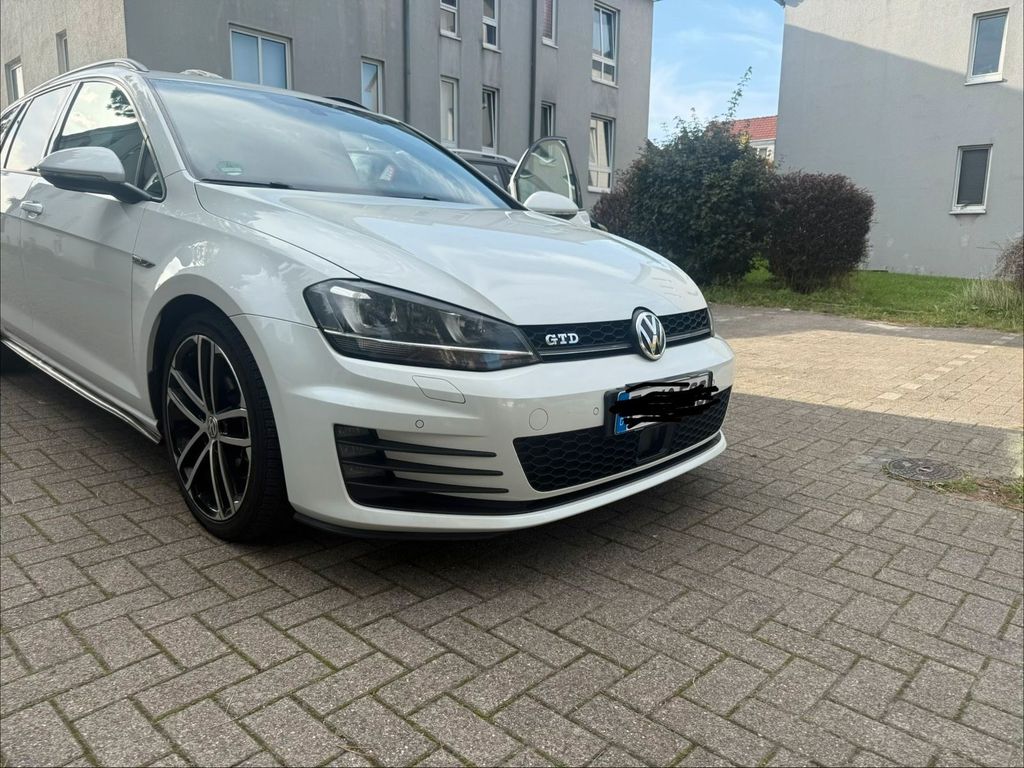 Image of Volkswagen Golf