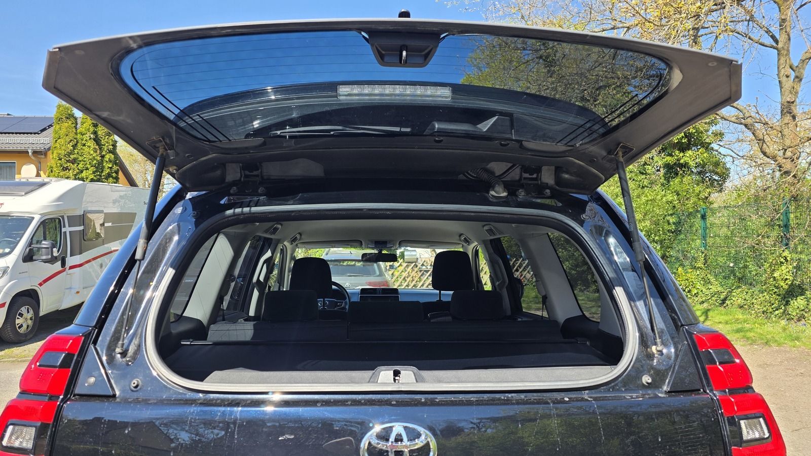 Toyota Land Cruiser 150 Comfort, Aut., Navi, KeylessGo foto 8