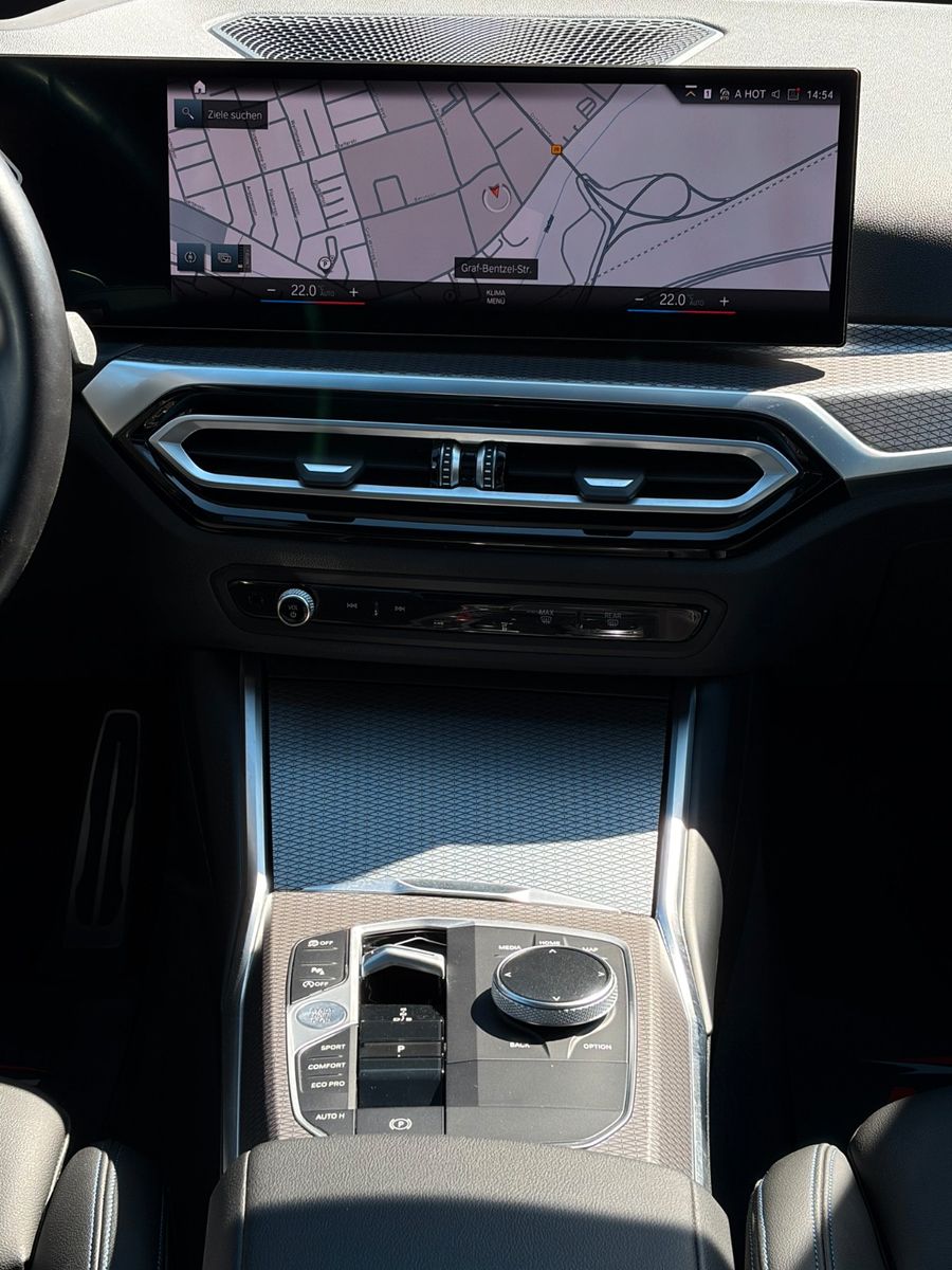 Fahrzeugabbildung BMW 320i Limo M Sport TEMP HD GSD Galvanik Alcantara