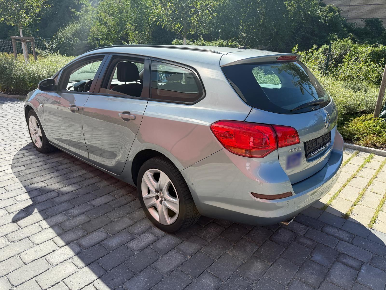 Opel Astra