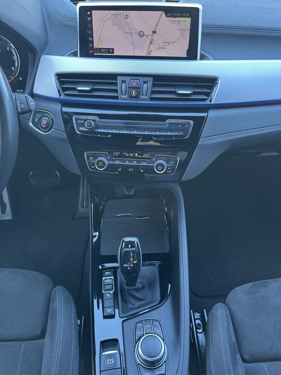 Fahrzeugabbildung BMW X2 xDrive25d Aut. M-Sport NAV+LED+SHZ+PDC+KAMERA