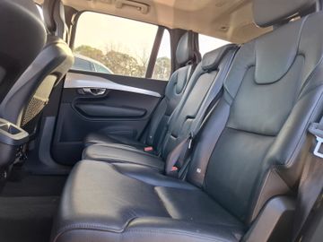 Volvo XC90 - 9
