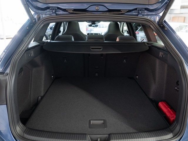 Golf Variant R-Line 2.0 TSI DSG 4Motion Black St