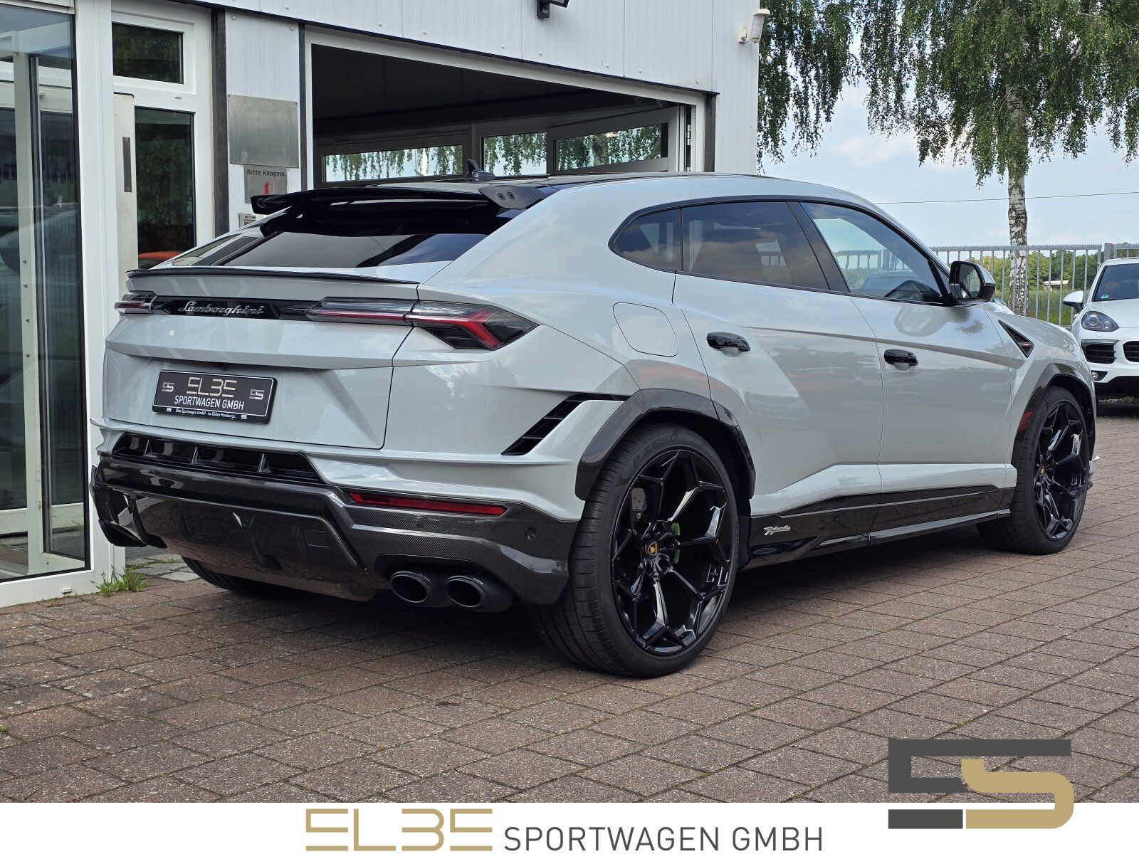 Lamborghini Urus PERFORMANTE FULL CARBON Akrapovic B&O foto 4