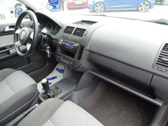 Fahrzeugabbildung Volkswagen Polo Fun Cross TÜV-NEU / 8-FACH-BEREIFT / SCHECK