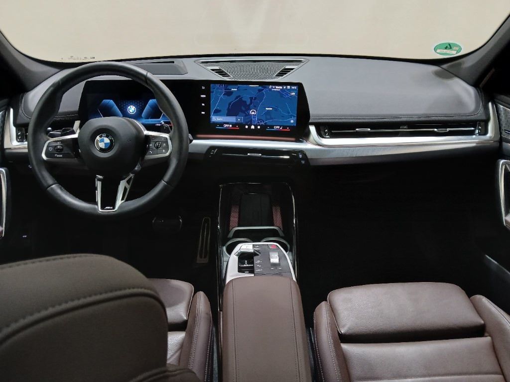 Fahrzeugabbildung BMW X1 23d xDrive M Sport Leder HuD Pano NP: 73.030€