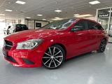Mercedes-Benz CLA 200 Shooting Brake Night Paket Navi Pano - rote Mercedes-Benz CLA 200 Shooting Brake