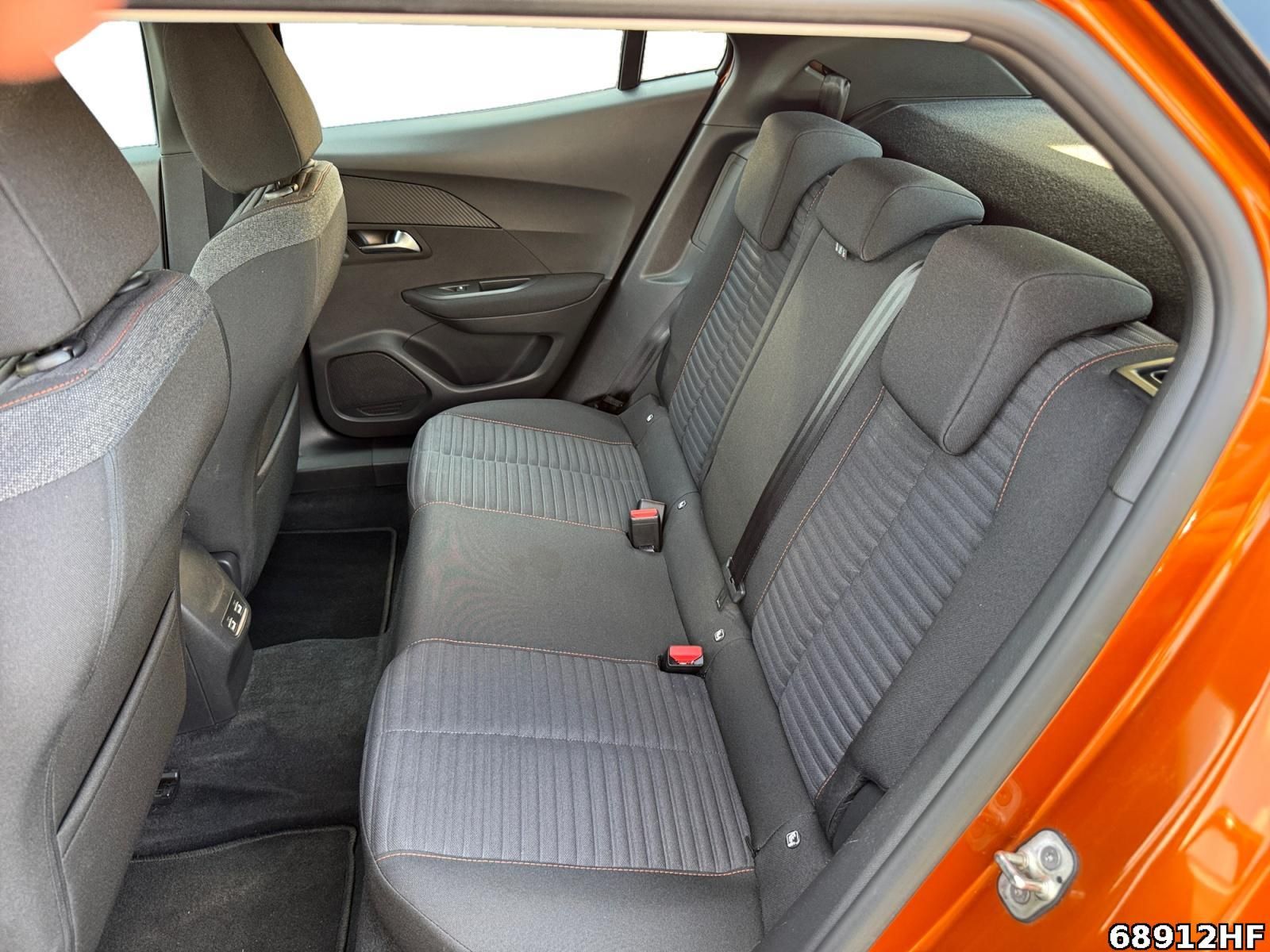 Fahrzeugabbildung Peugeot 2008 e-2008 Active Pack