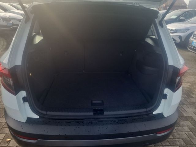 Fahrzeugabbildung SKODA Karoq 1.5 TSI Style AHK INFOTAIMENT BOLERO CLIMA