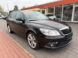 Skoda Octavia Combi RS 2.0TDI Navi Alcantara Navi 1.Hd - Skoda Octavia aus 2011: Combi RS